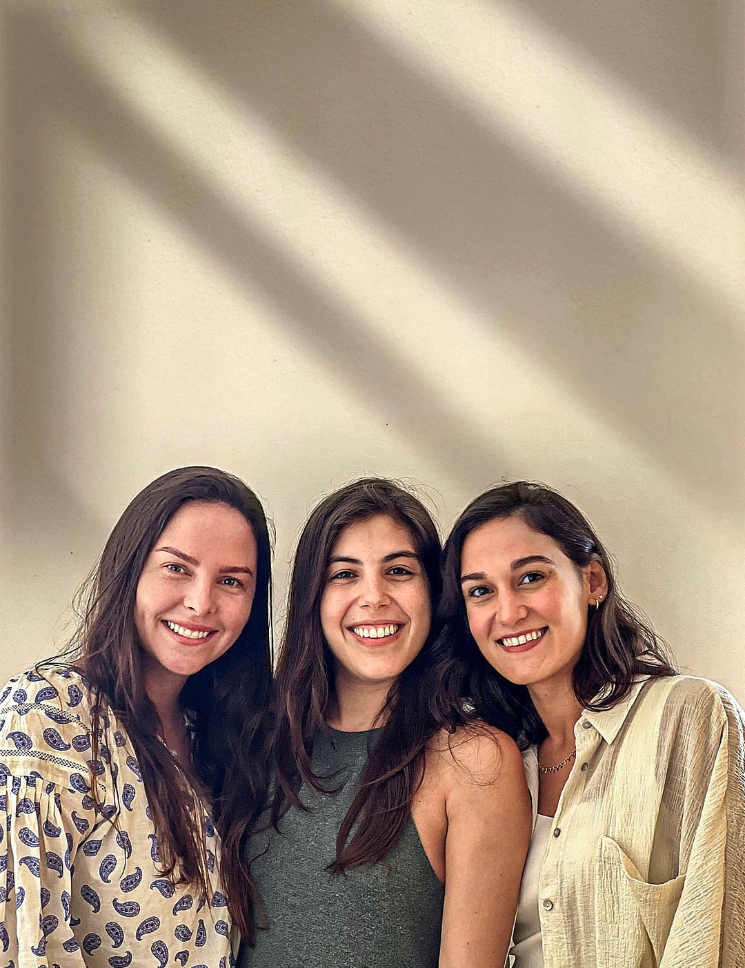 Nudah Basics founders, a Peruvian women-led brand